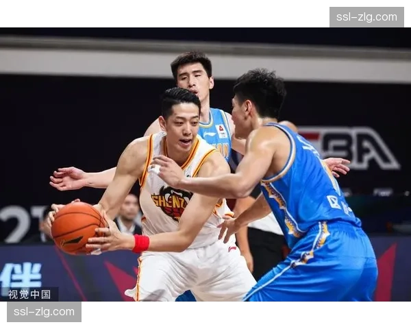 录像分析：深圳队如何利用沈梓捷的机动性构建弹性防守体系